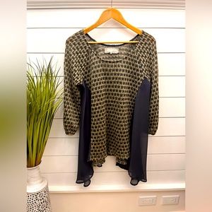 Beautiful unique top